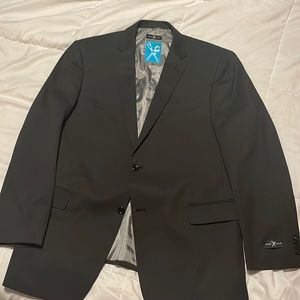 Marc Ecko Men's Suit - gently used. Jacket is a 44R and pants fit like a 34